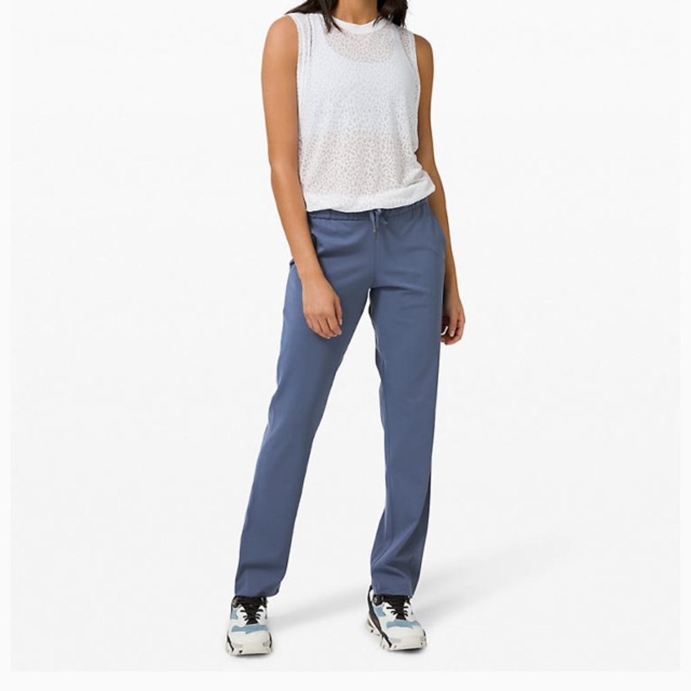 Lululemon On the Fly purple pants